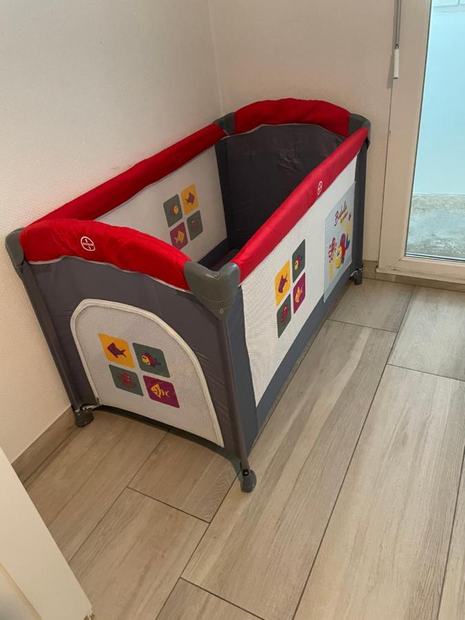 Superbe Appartement Avec Place De Parking Gratuit Straßburg Exterior foto